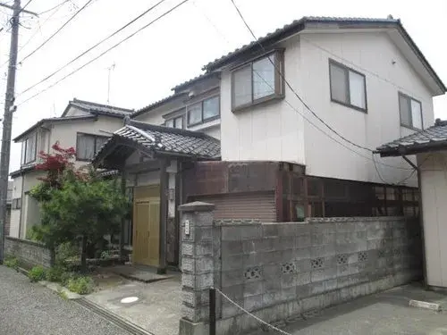Akiya in 新潟市