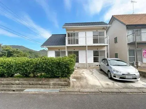 Akiya in Kani