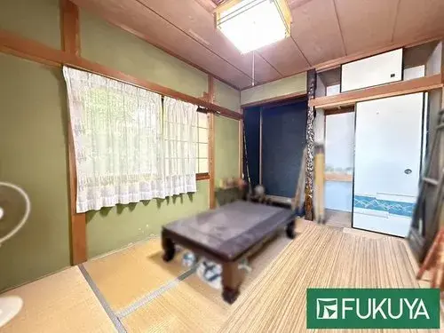 Akiya in Hirakata
