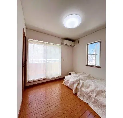 Two-story with all-room storage Wakayama City Wakayama Prefecture (4)