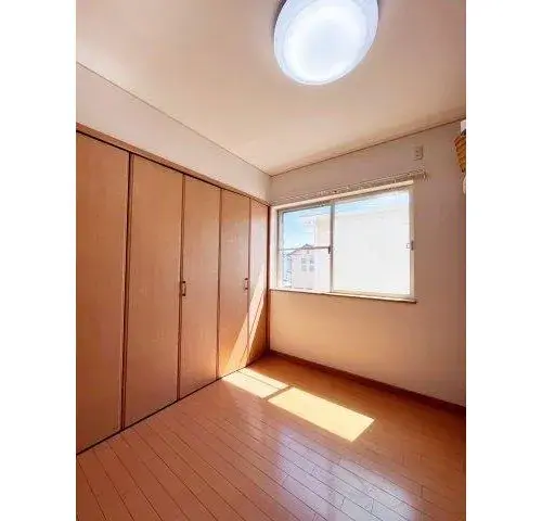 Two-story with all-room storage Wakayama City Wakayama Prefecture (5)