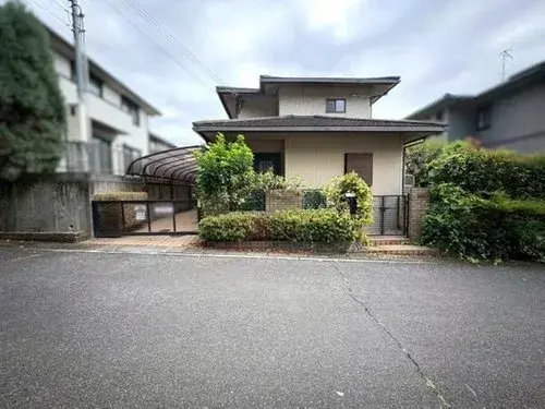 Akiya in Iwade