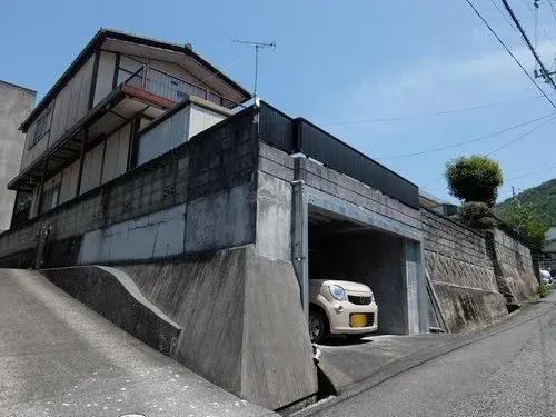 Slide 3