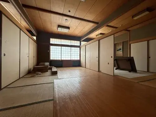 Kagawa Prefecture Takamatsu City 9K Property (7)