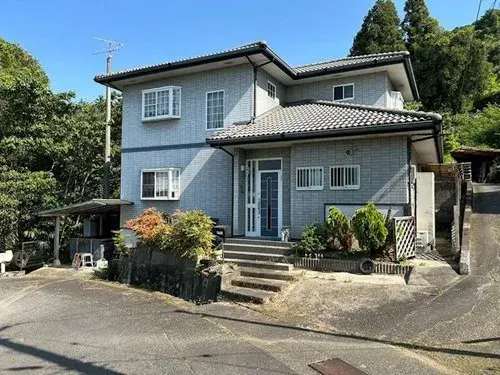 Akiya in Shikokuchuo
