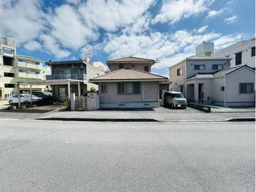 Akiya in Naha