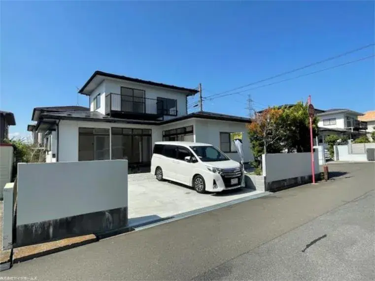 Akiya in Tomiya
