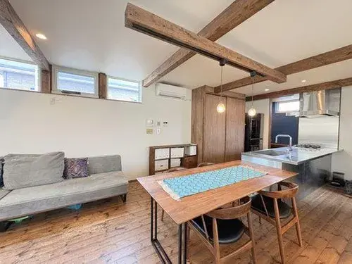 Casa de 2 pisos con LDK de más de 20 tatamis, Sapporo City, Hokkaido (2)