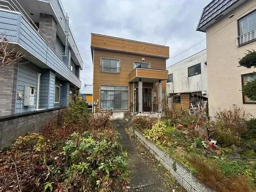 Akiya in Takikawa