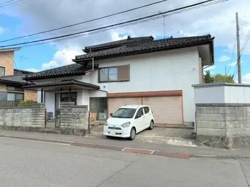 Akiya in Takizawa