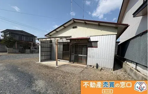 Akiya in Ōsaki