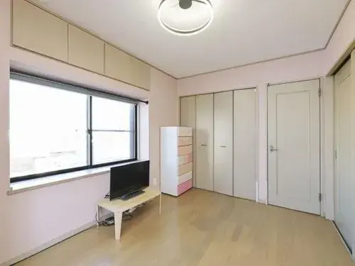 Two-Story Two-Family House Toda City Saitama Prefecture (3)