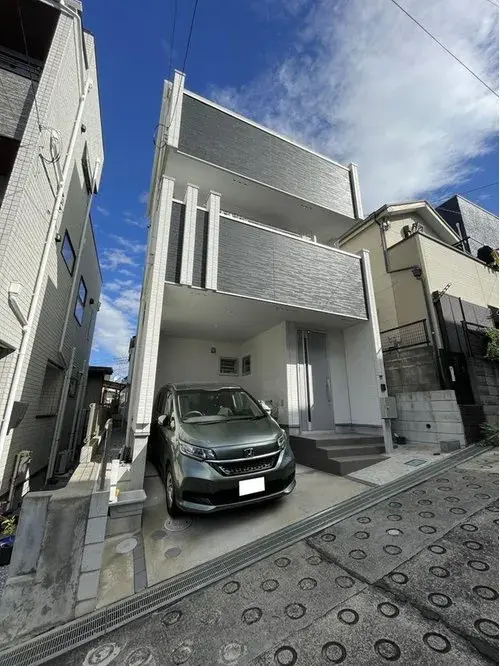 Akiya in Asaka