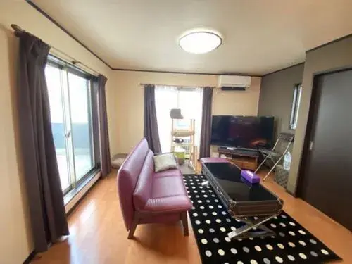Detached House in Chiba City, Chiba Prefecture (2)