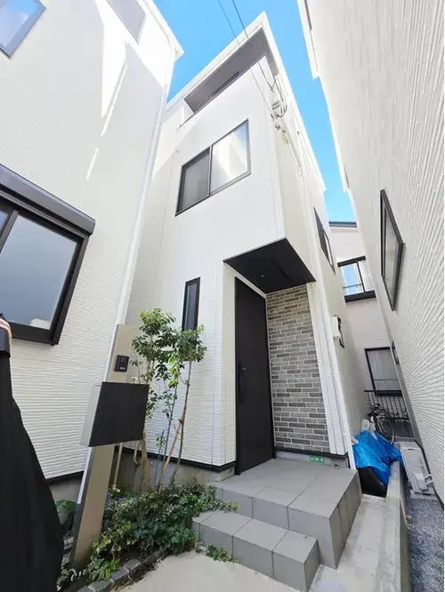 Akiya in Funabashi