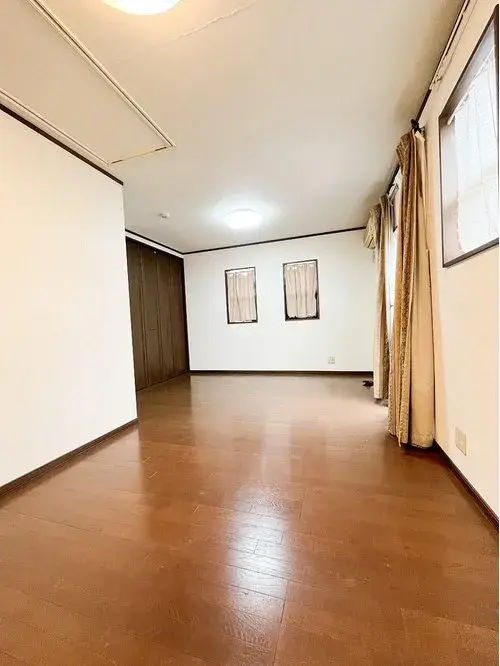 [LDK20畳以上、2階建] 町田市 東京都 (5)