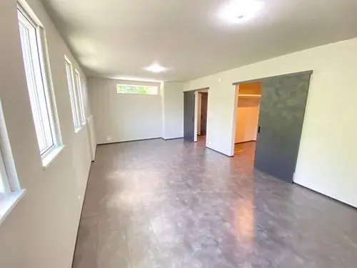 Propiedad de dos plantas con vestidor, todas las habitaciones de 6 o más tatamis, en el Pueblo de Hayama, Prefectura de Kanagawa (2)