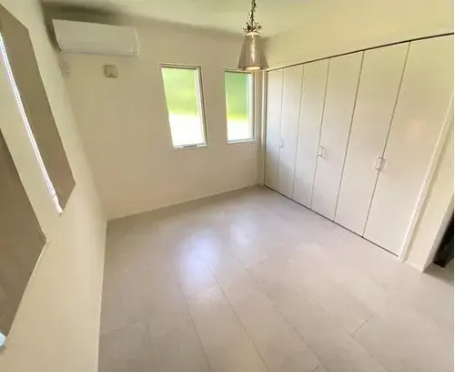 Propiedad de dos plantas con vestidor, todas las habitaciones de 6 o más tatamis, en el Pueblo de Hayama, Prefectura de Kanagawa (4)