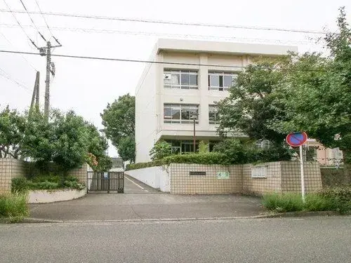 Akiya in Chigasaki