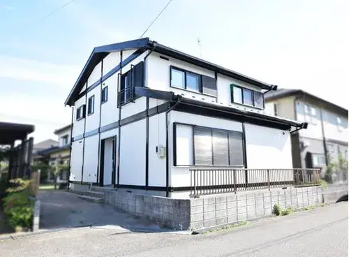 Akiya in 新潟市