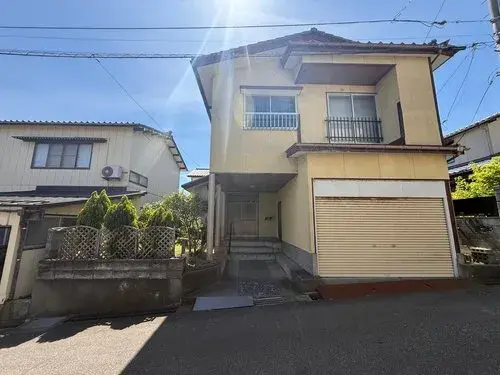 Akiya in 新潟市