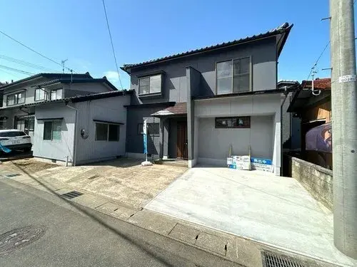 Akiya in 小松市