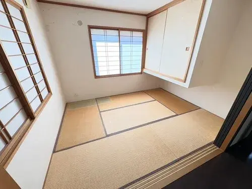 عقار من طابقين غني بالتخزين، مدينة Nagoya، محافظة Aichi (6)