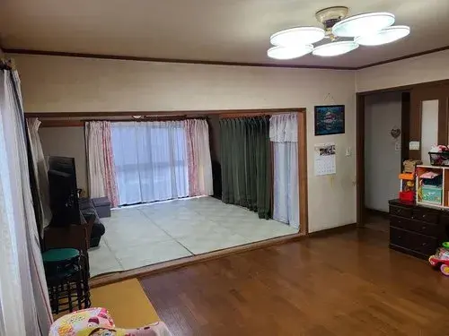 Двухэтажный отдельно стоящий дом город Tokai префектура Aichi (2)