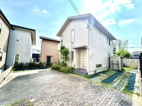 Akiya in Komaki
