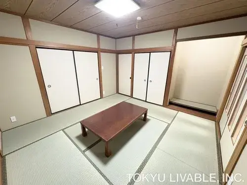 Akiya in Sakai