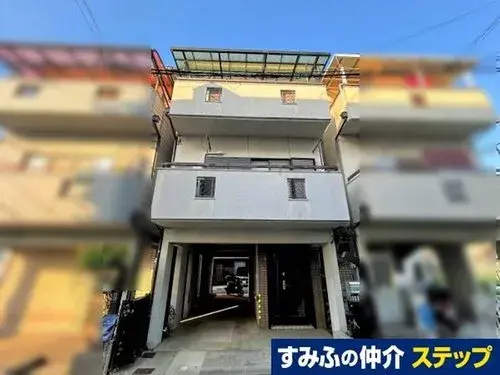 Akiya in Hirakata