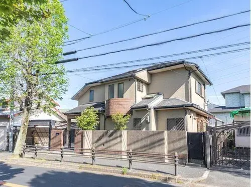 Akiya in 吹田市