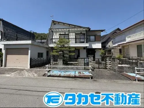 Akiya in Ako