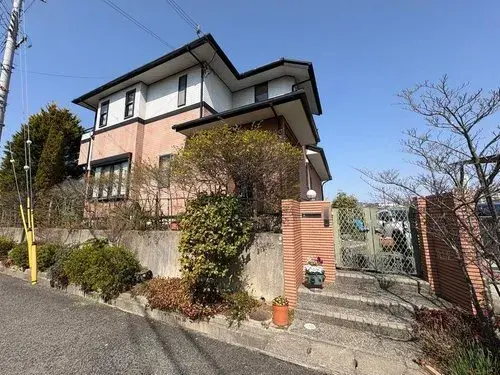 Akiya in Kobe