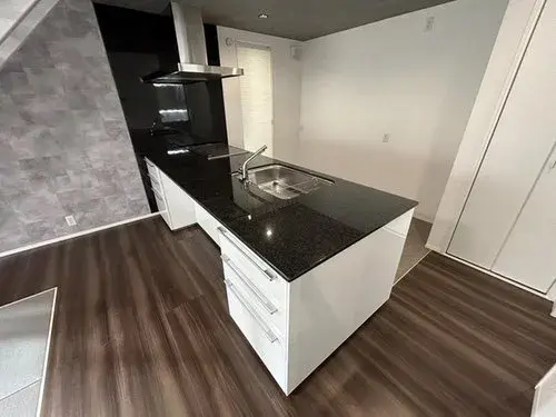 Hyogo Prefecture Kobe City 4LDK+S Property (13)