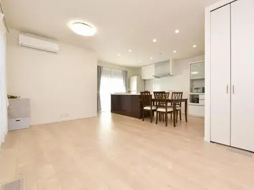 2-Bedroom Property Nara City, Nara Prefecture (6)