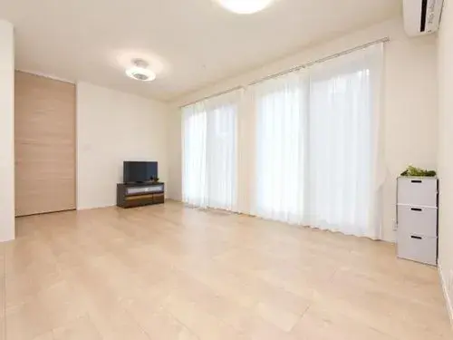 2-Bedroom Property Nara City, Nara Prefecture (8)