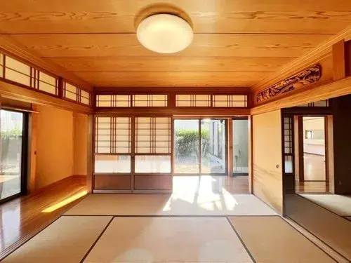 5LDK Residence Hatsukaichi City, Hiroshima Prefecture (4)
