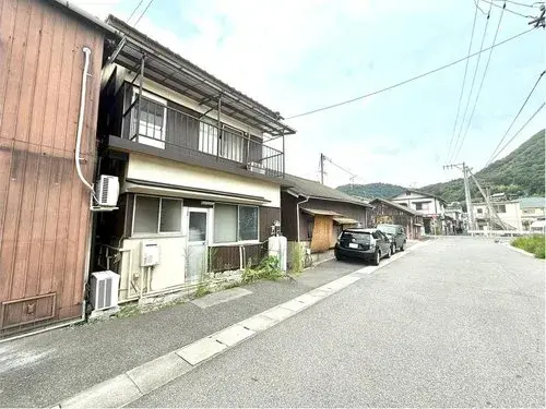 5DK Mihara City Hiroshima Prefecture (4)