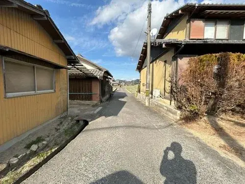 Slide 4