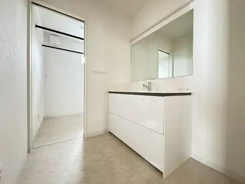 4LDK Bien immobilier Ville de Shikokuchuo Préfecture d'Ehime (12)