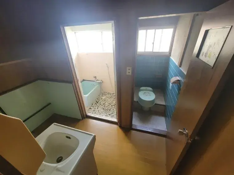 Okayama Prefecture Kasaoka City 4DK Property (12)
