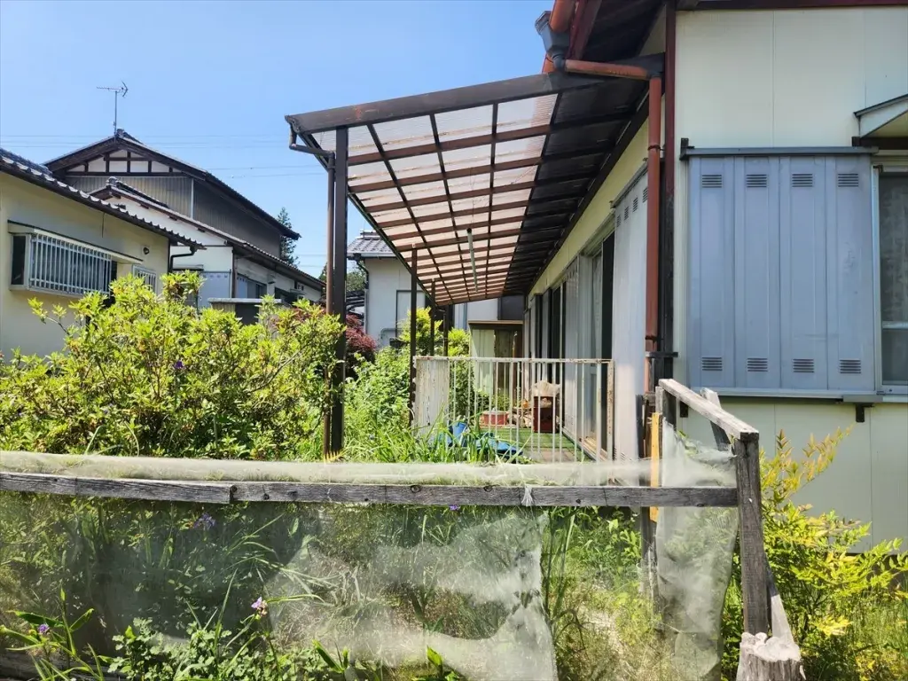 Slide 4