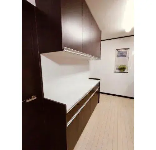 LDK 15+ Tatami, 2-Story, Walk-in Closet Property Nishi Ward Hokkaido (2)