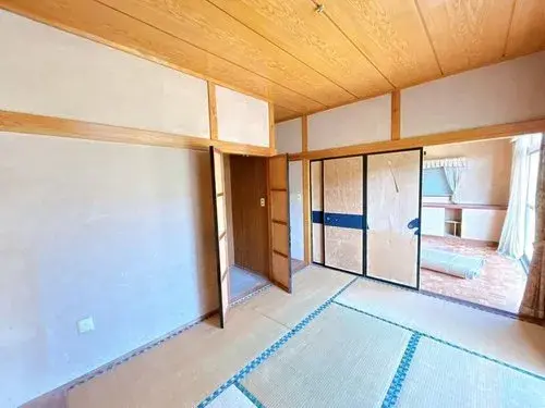 Akiya in Ōsaki