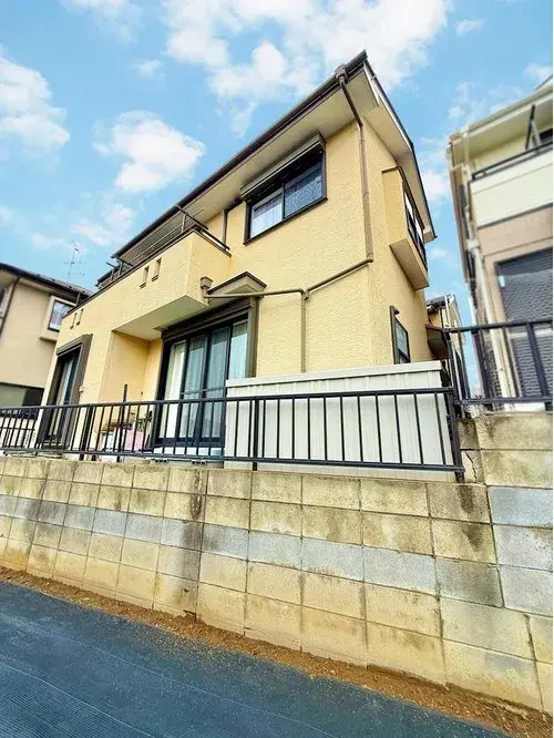 Akiya in Misato