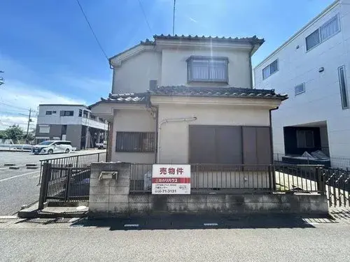 Akiya in Tsurugashima