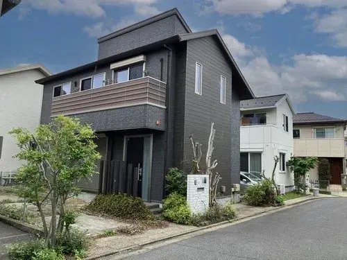 Akiya in Fuchu