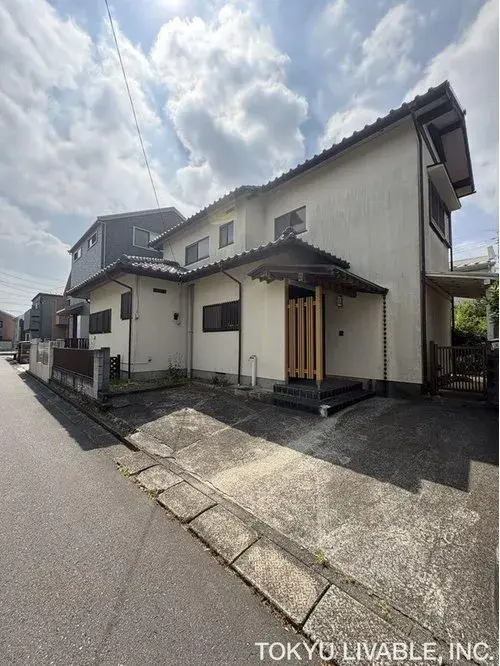 Akiya in Yokohama