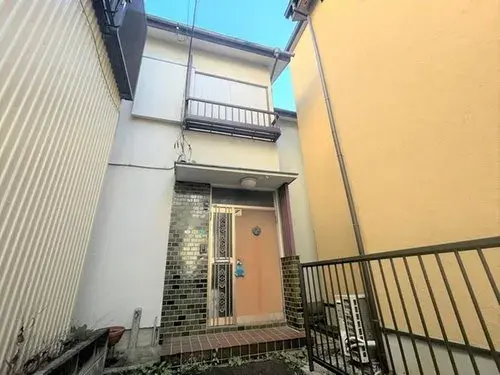 Akiya in Yokohama